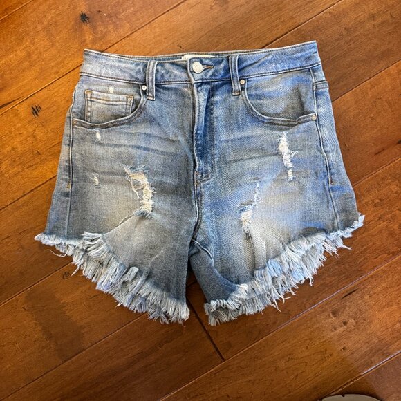 Tricot Women’s Cut Off Denim Shorts – Size M – Distressed, Stretchy, VGUC - Picture 8 of 8